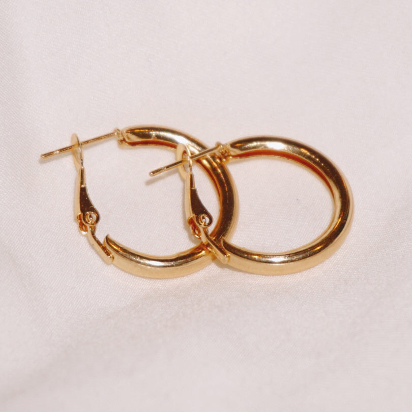 Vintage Dainty Gold Hoops