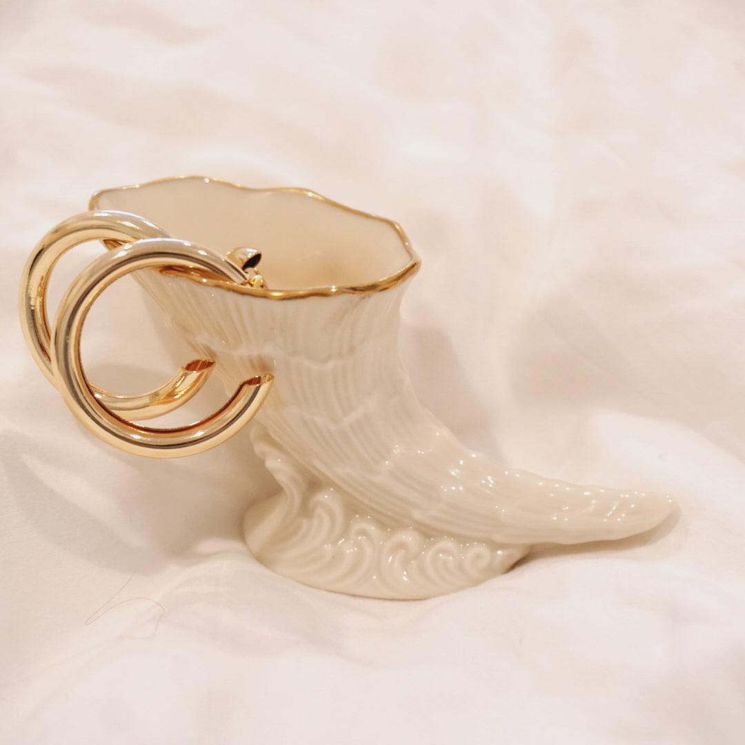 Vintage Seashell Jewelry Holder