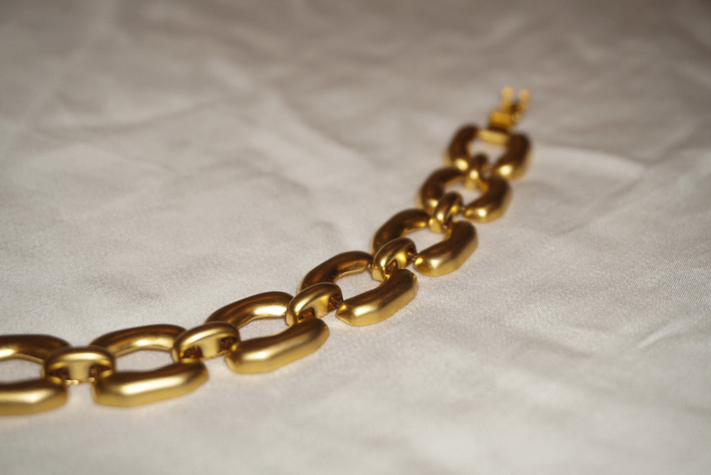 Vintage Matted Gold Chain Bracelet